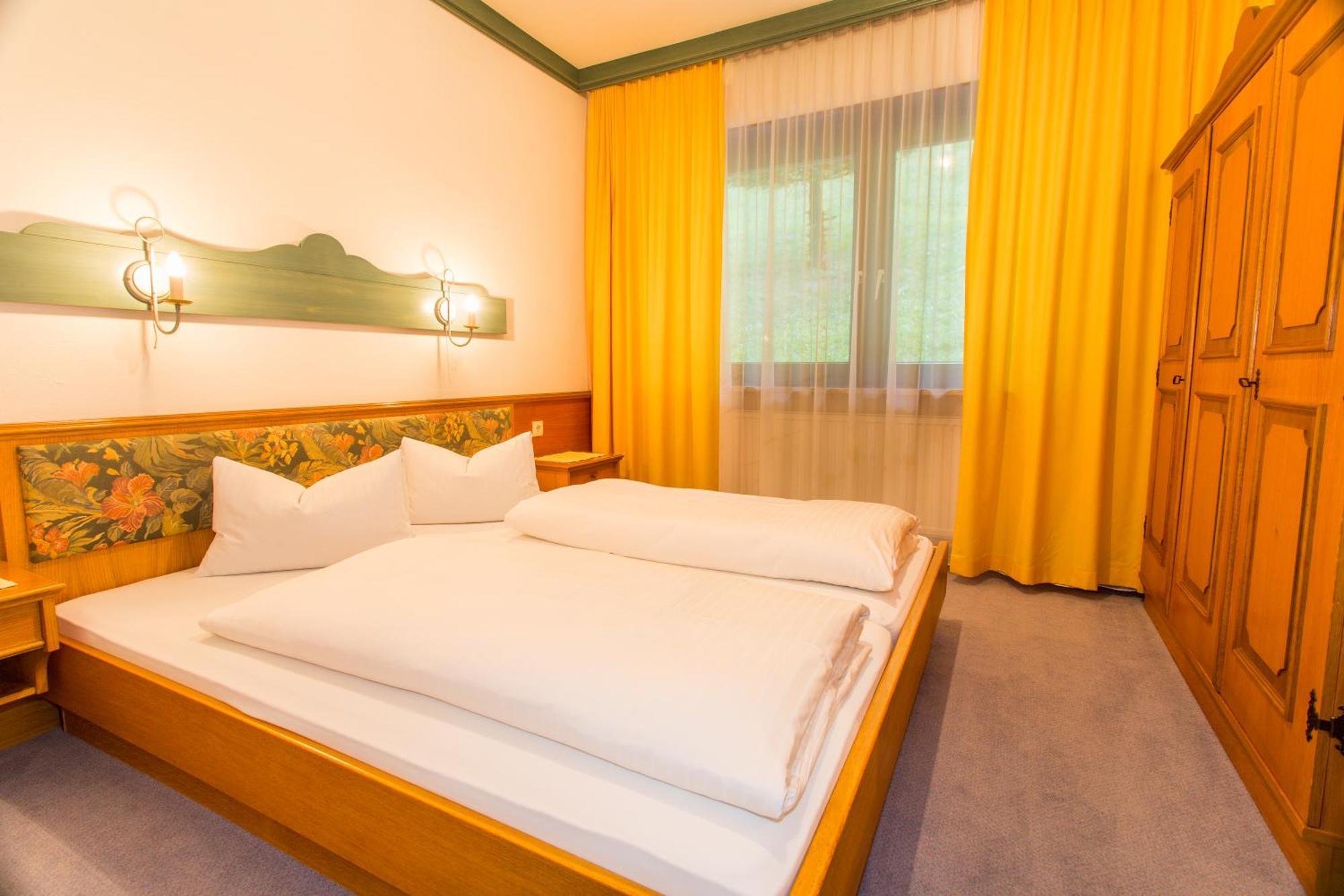 Ferienland Stubai Lejlighedshotel Fulpmes Værelse billede
